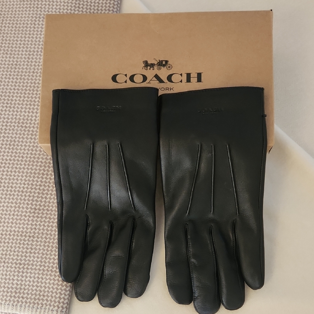NWOT Coach Men's Black Leather Gloves
